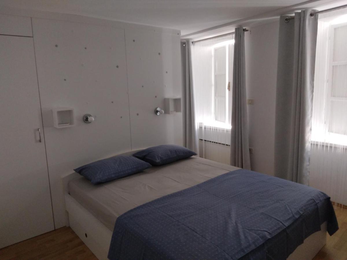Ellipse Apartment Piran Bagian luar foto